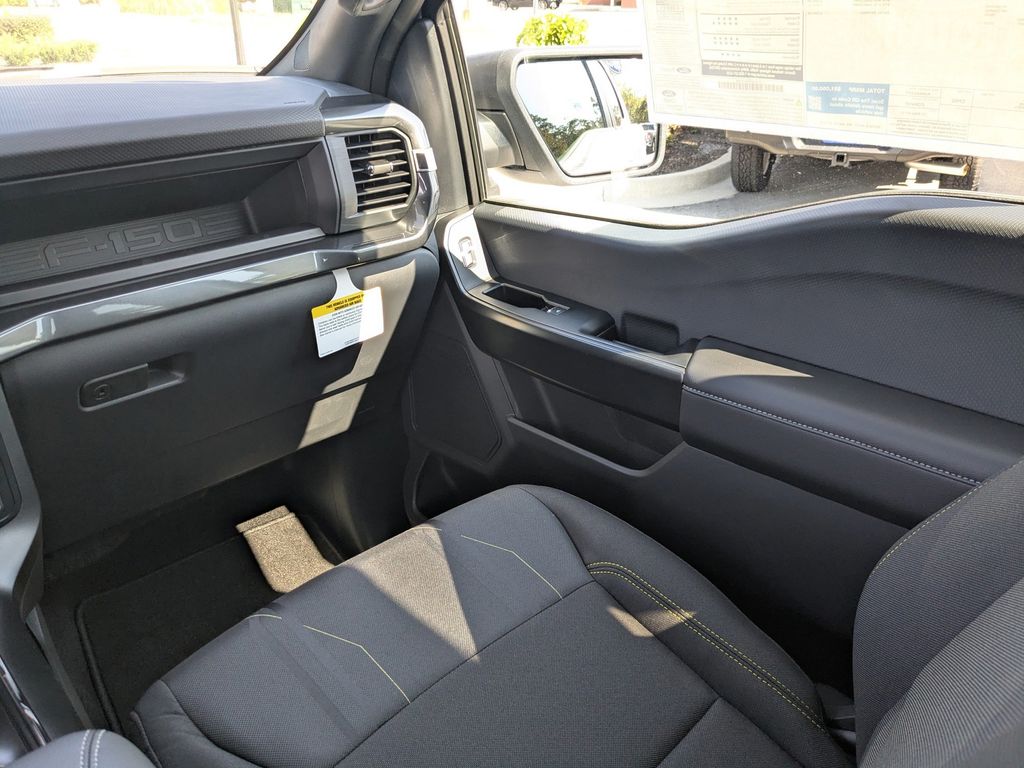 2025 Ford F-150 STX photo 16