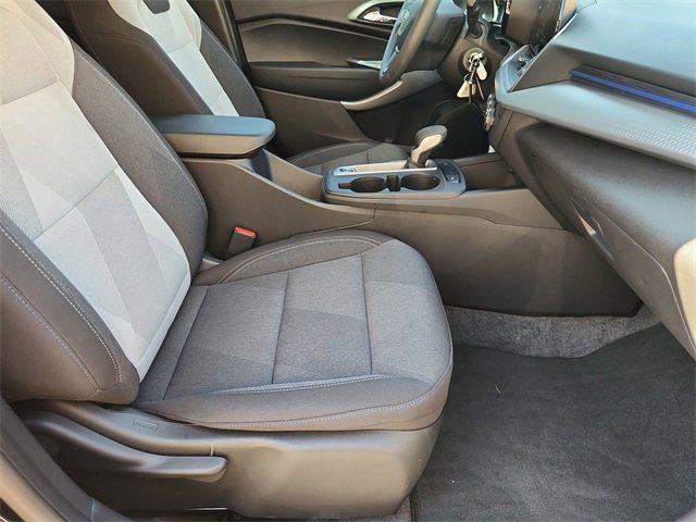2024 Chevrolet Trax LS photo 23