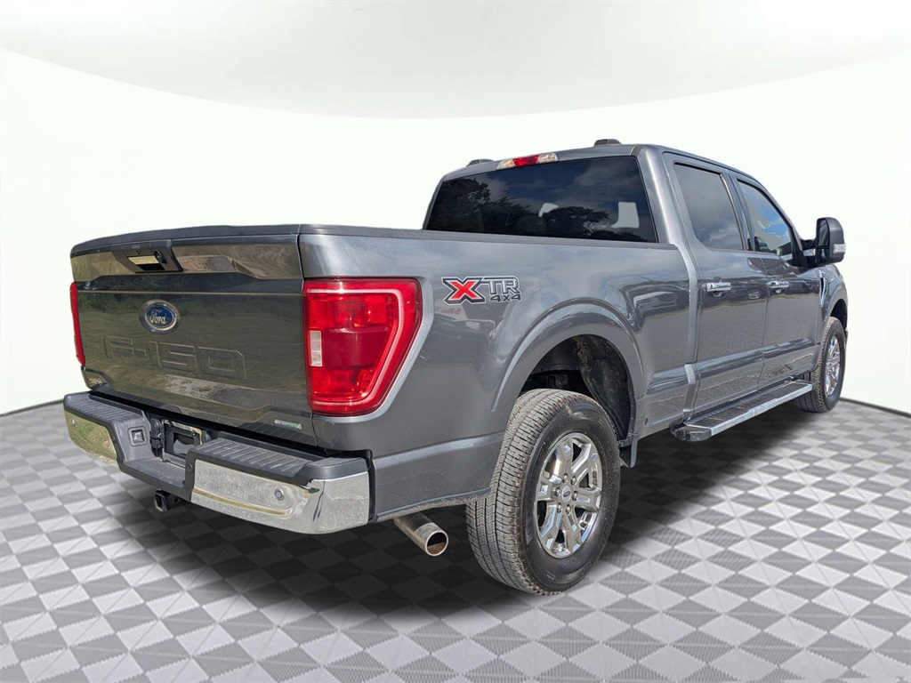 2022 Ford F-150 XLT photo 3