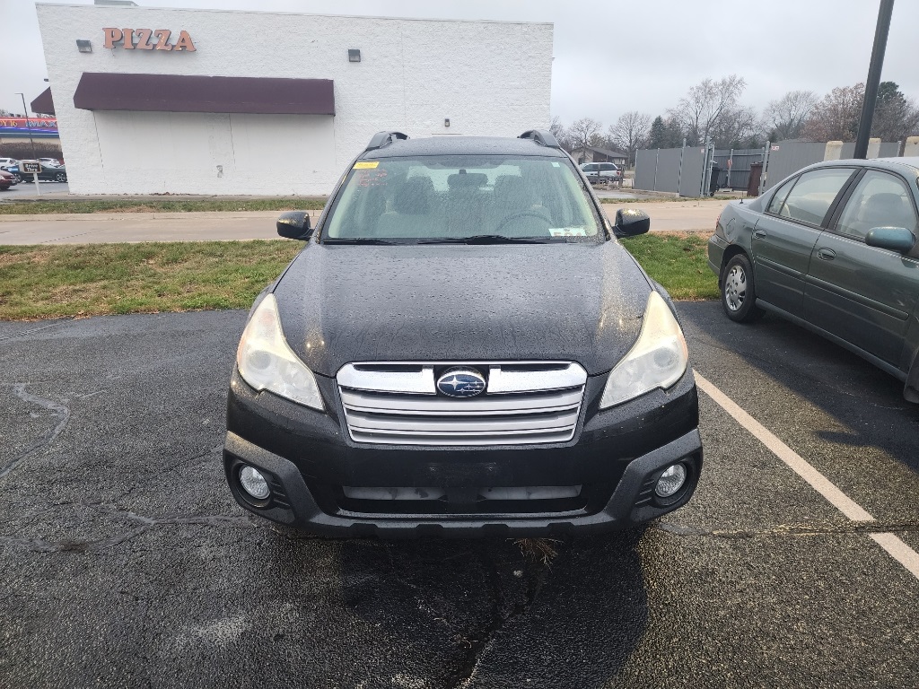 PreOwned 2014 Subaru Outback 2.5i 4D Sport Utility in Savoy R24142A Serra Honda Champaign