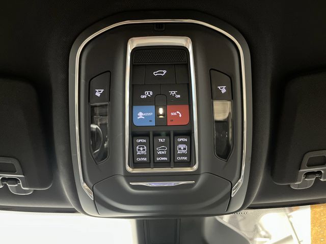2024 Jeep Grand Cherokee Limited photo 24