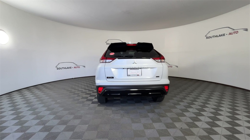2025 Mitsubishi Eclipse Cross SEL photo 4