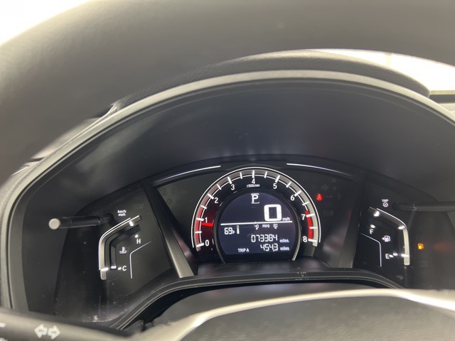 2017 Honda CR-V LX photo 9