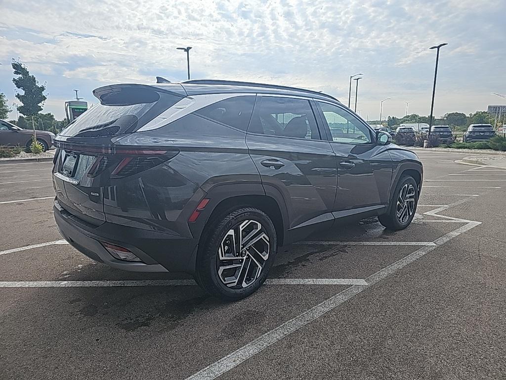 2025 Hyundai Tucson Limited photo 4