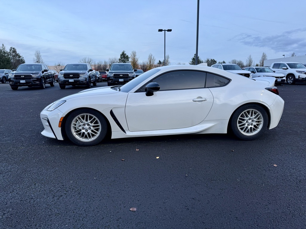 2024 Toyota GR86 Premium photo 4