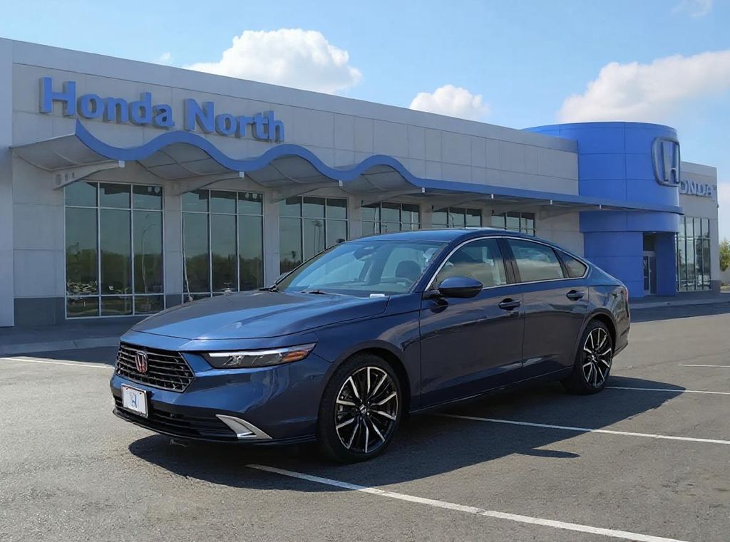 2025 Honda Accord Hybrid Touring's photo