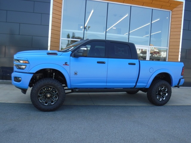 2025 Ram 2500 Big Horn photo 2