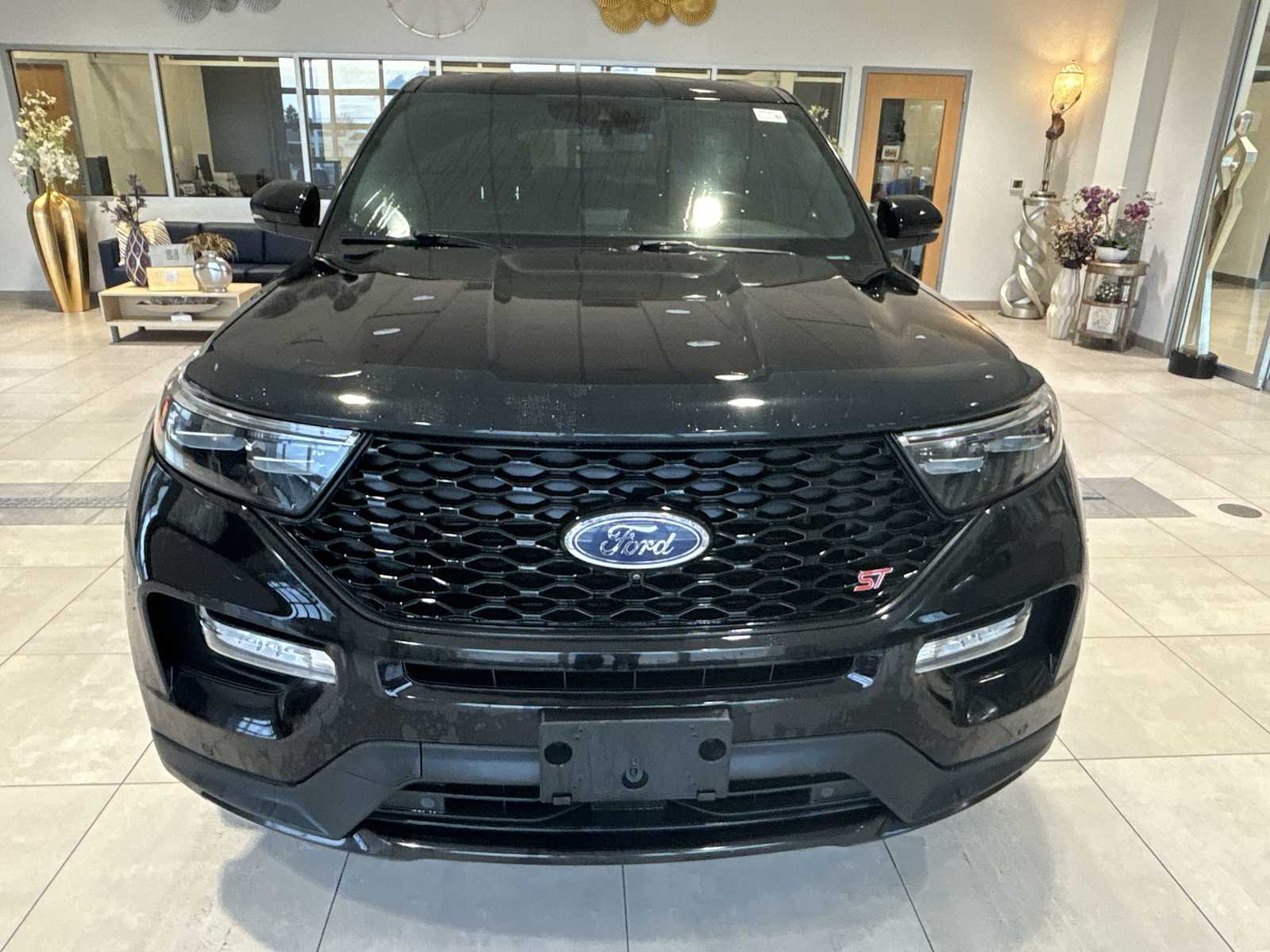 2021 Ford Explorer ST photo 7