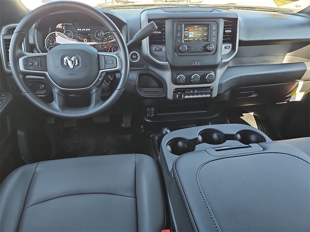 2024 Ram 5500 Tradesman photo 17