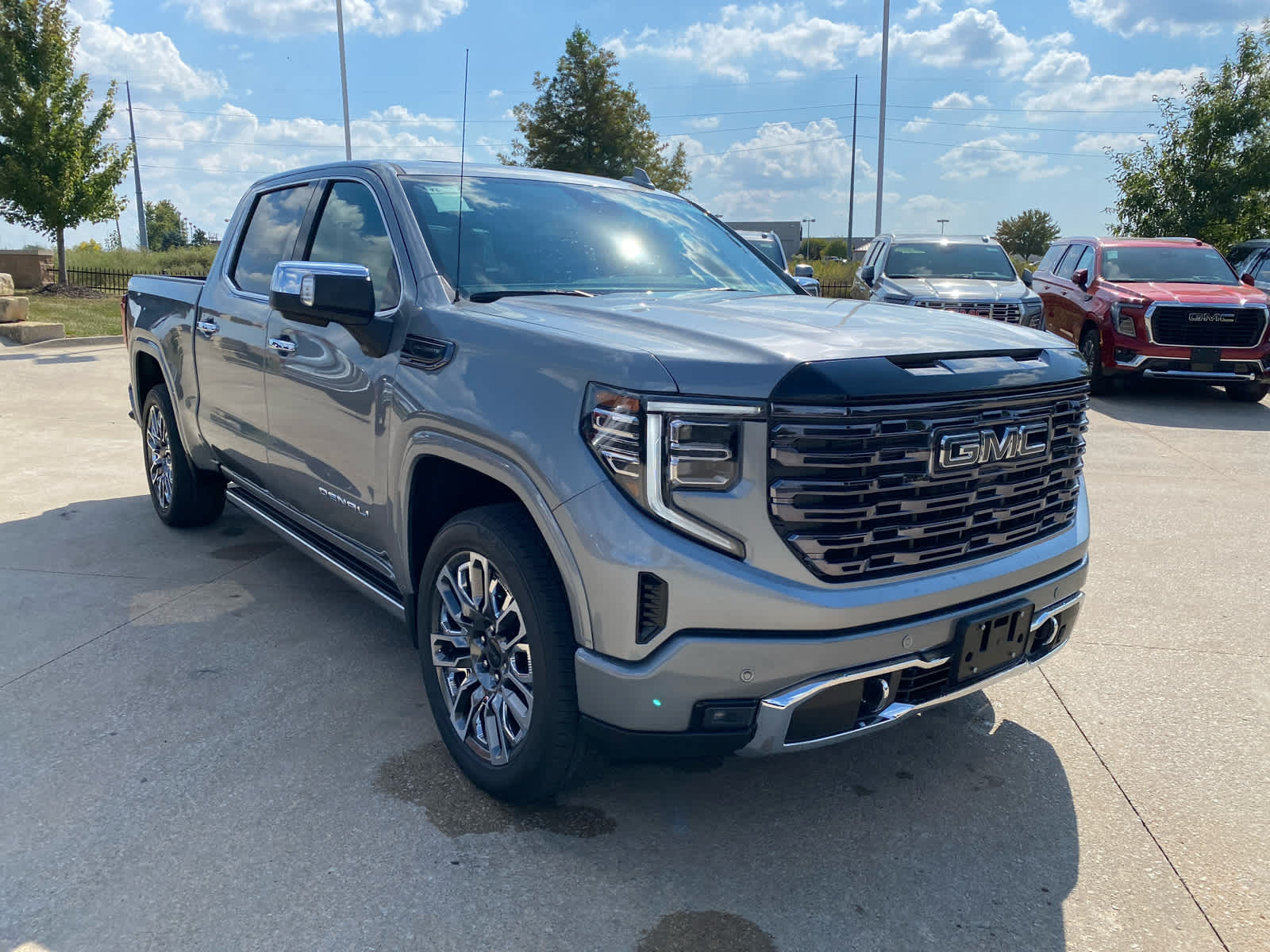 2026 Gmc Sierra 1500 Denali photo 4