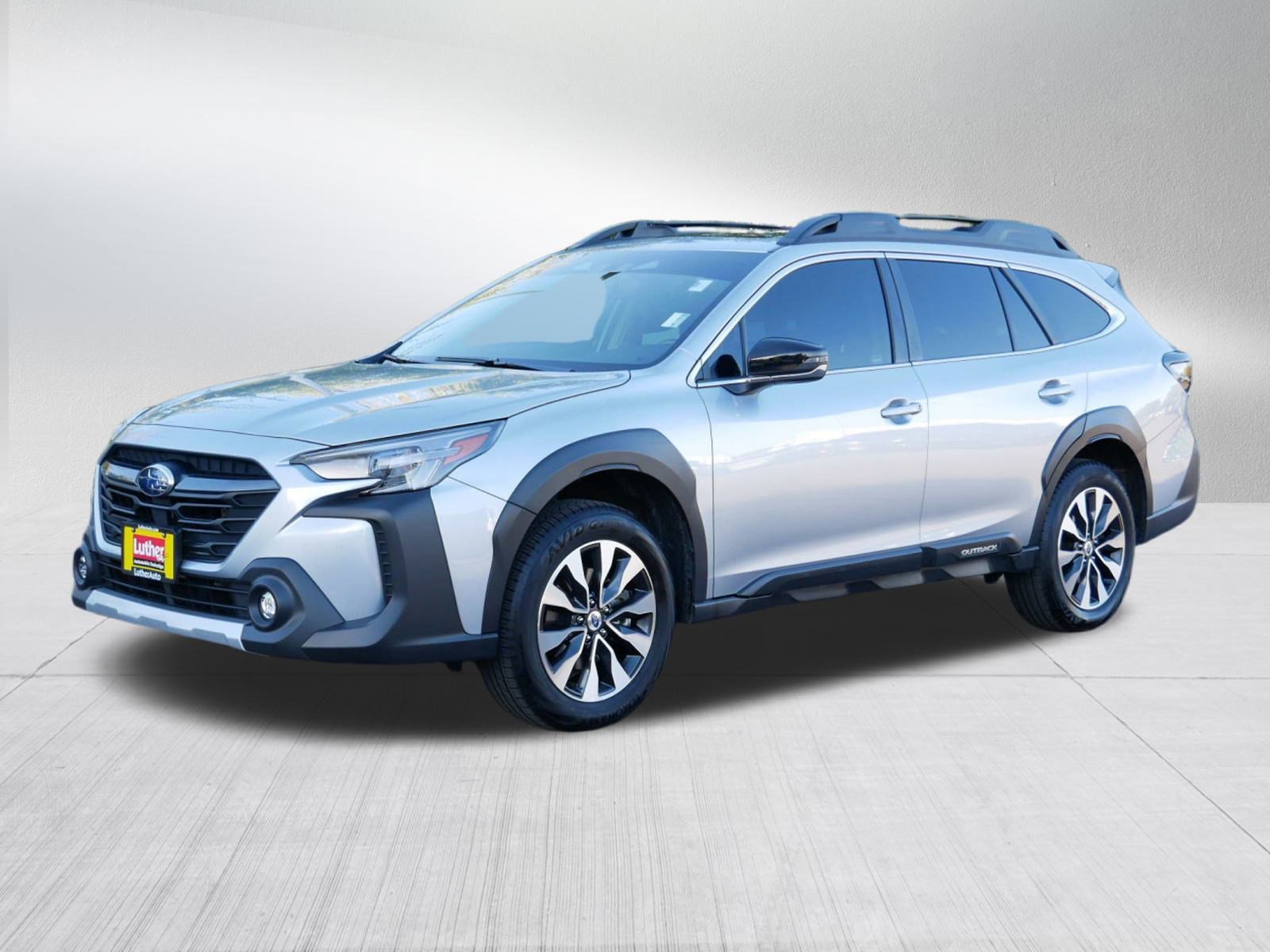 2023 Subaru Outback Limited photo 2