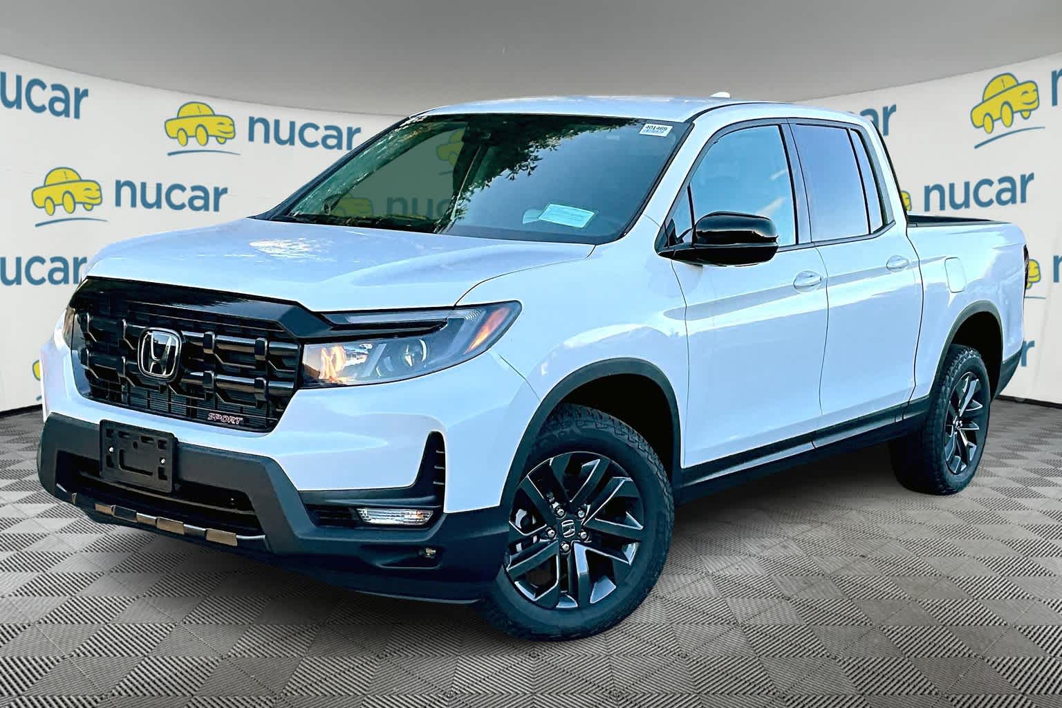 2024 Honda Ridgeline Sport photo 3