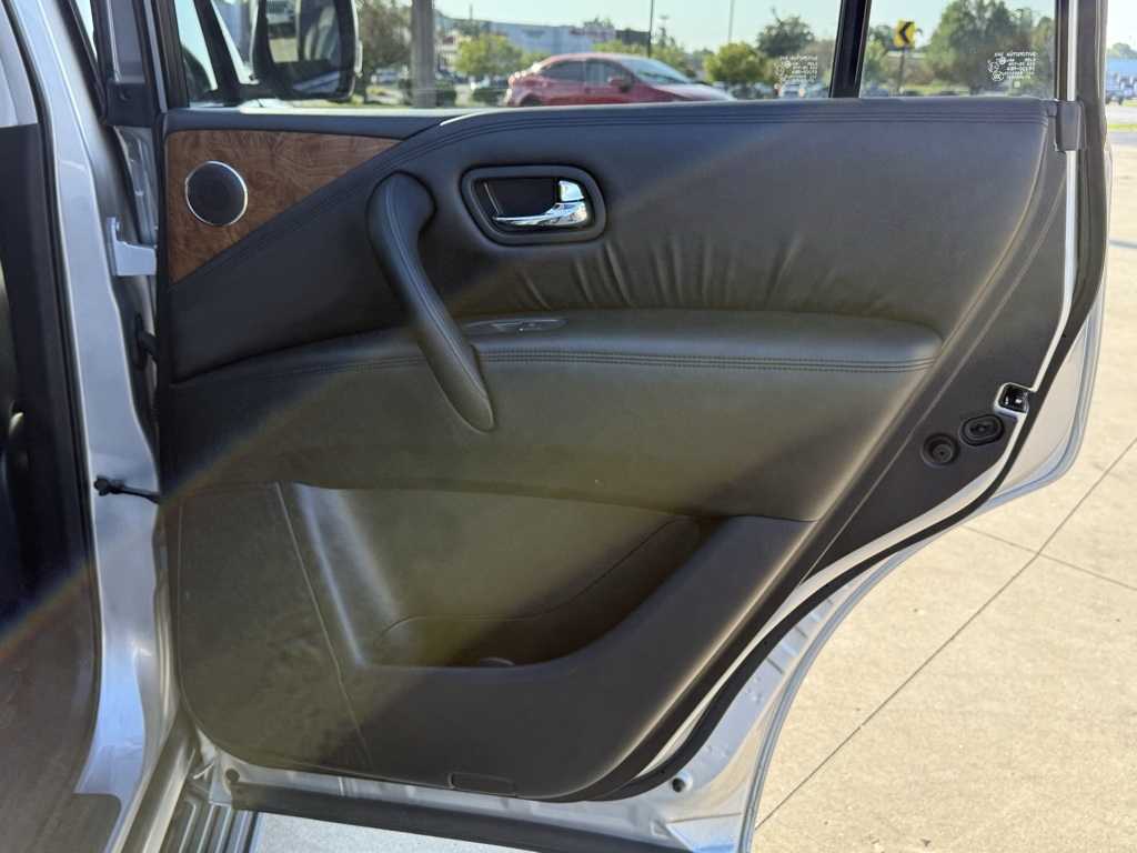 2023 Nissan Armada SL photo 24