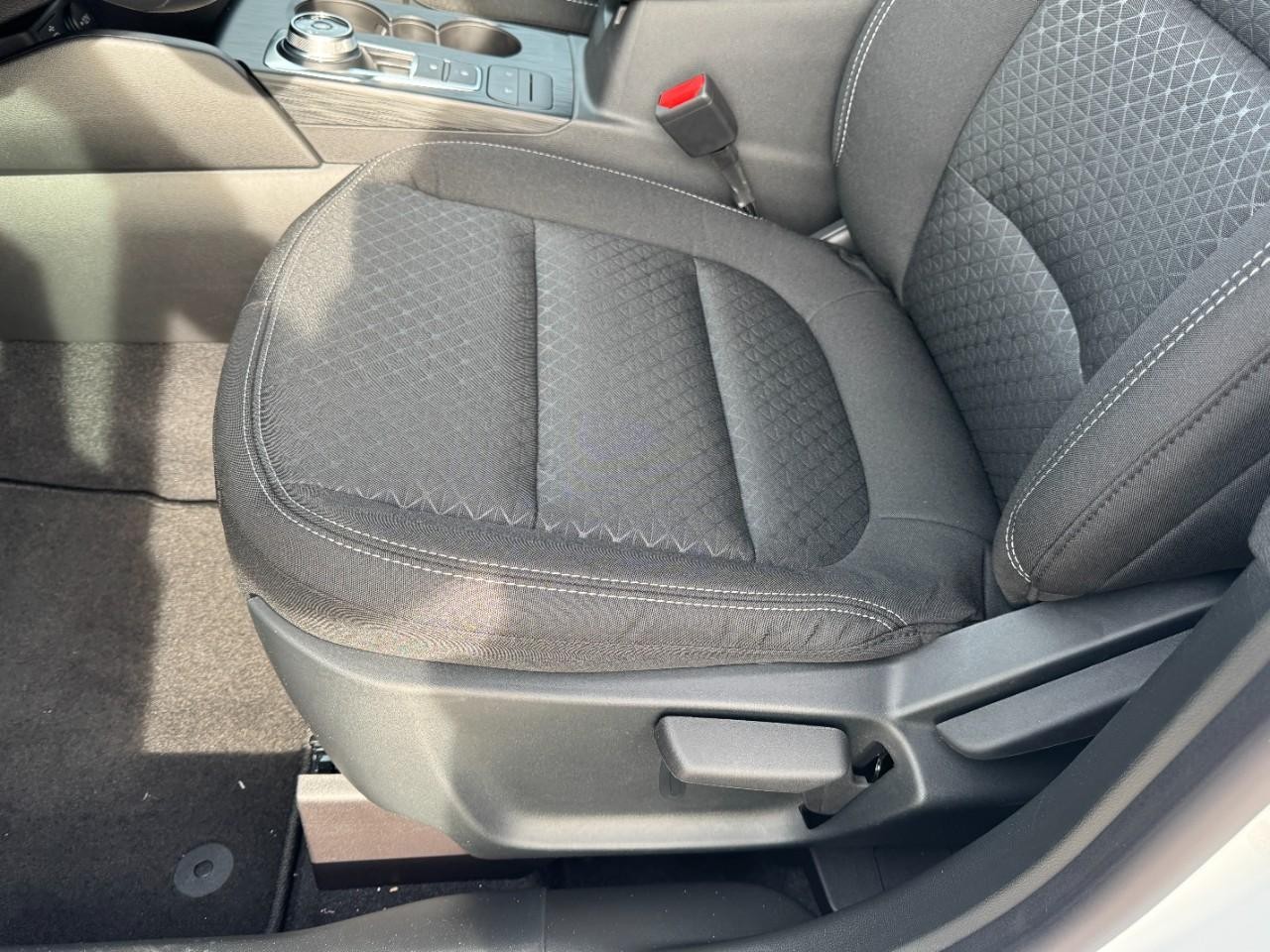 2025 Ford Escape Active photo 8