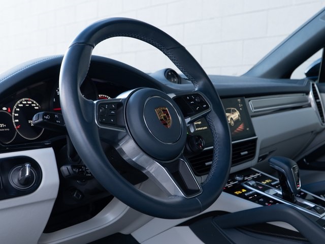 2022 Porsche Cayenne Coupe S photo 4