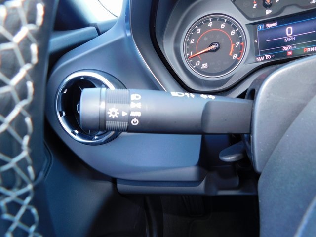 2024 Chevrolet Camaro 1LT photo 27