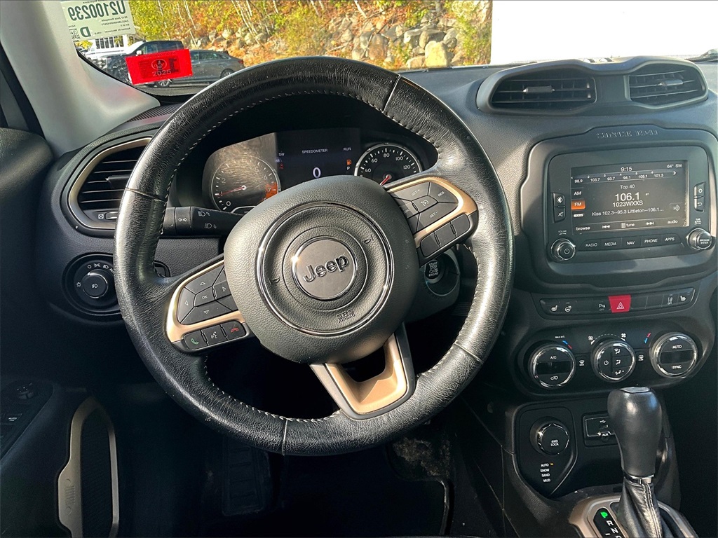 2017 Jeep Renegade Limited photo 15