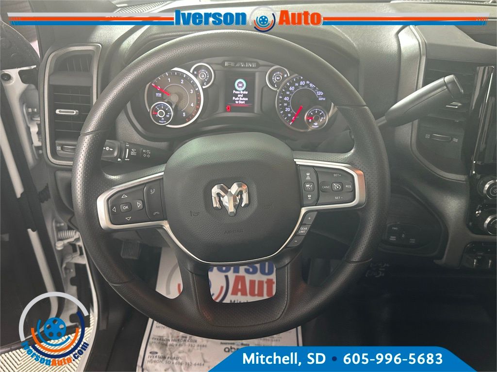 2026 Ram 2500 Tradesman photo 18
