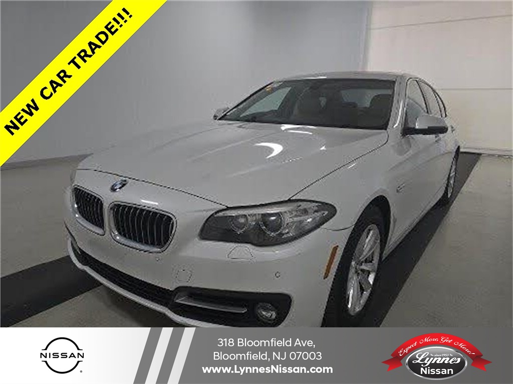 2016 BMW 5 Series 528's photo