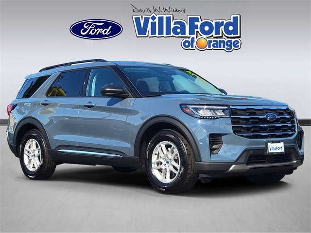 2025 Ford Explorer Active's photo
