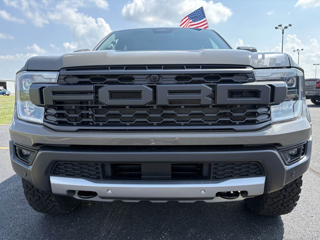 2025 Ford Ranger Raptor photo 2