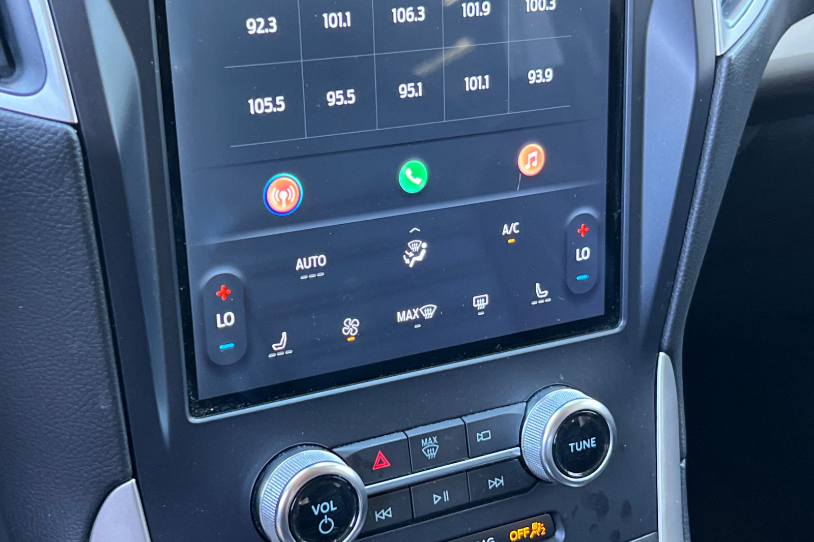 2023 Ford Edge SEL photo 15