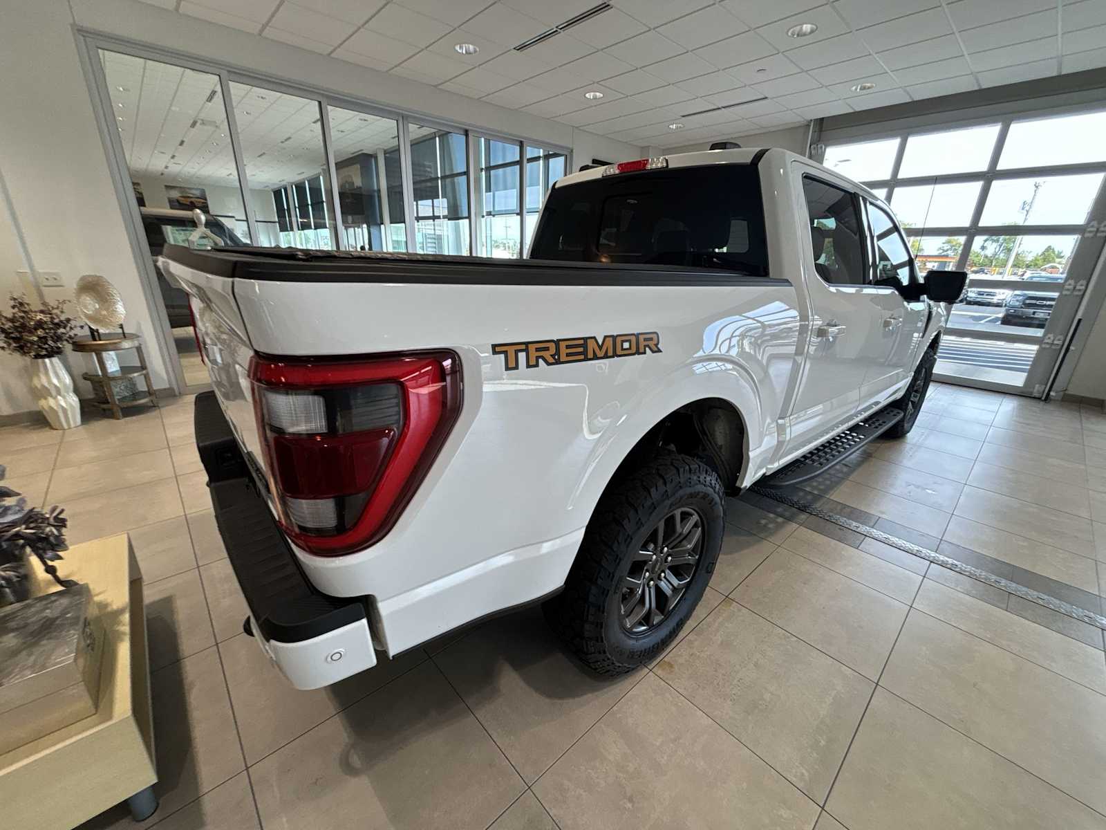 2023 Ford F-150 Tremor photo 3