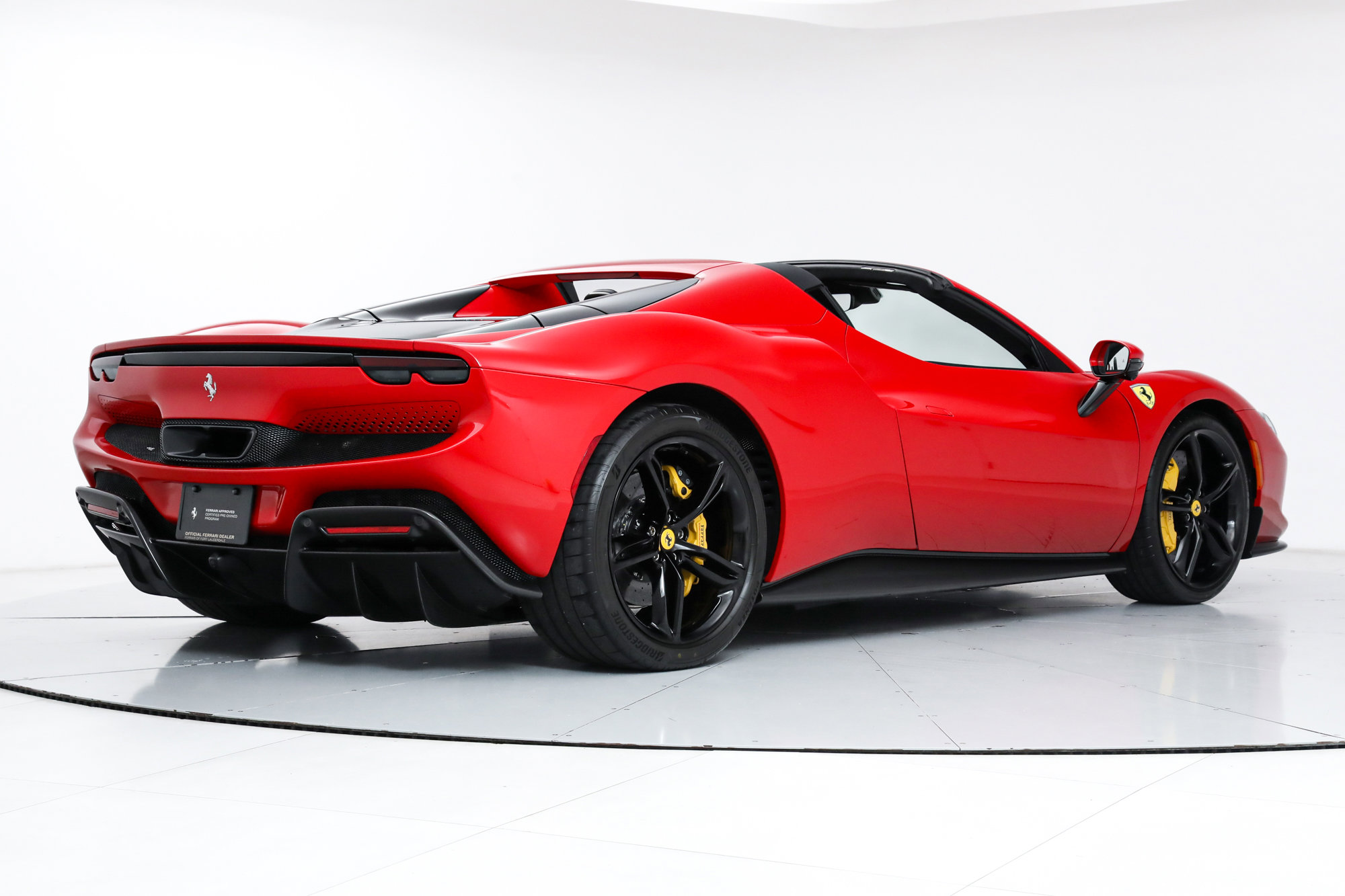 2024 Ferrari 296 GTS photo 3