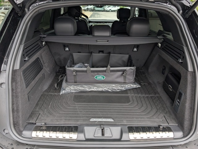 2025 Land Rover Range Rover Sport SE photo 21
