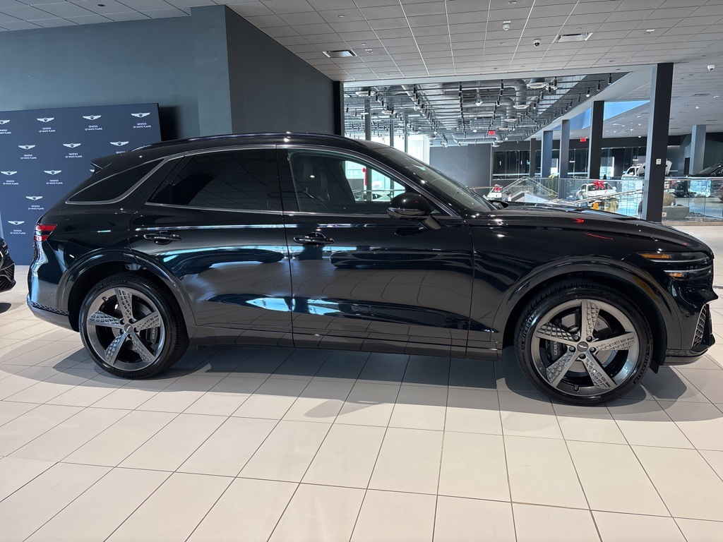 2025 Genesis GV70 2.5T photo 2