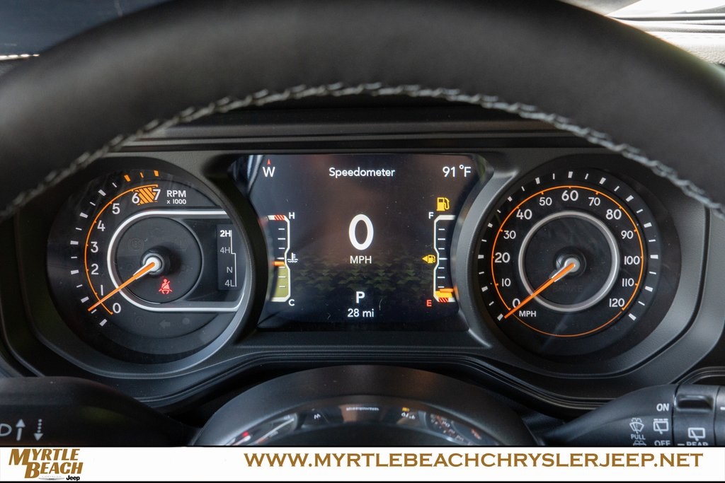 2025 Jeep Wrangler Sahara photo 26