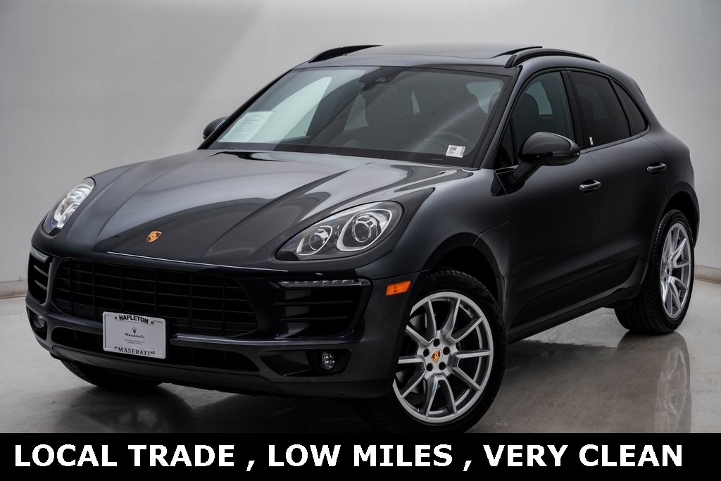2017 Porsche Macan Base photo 3