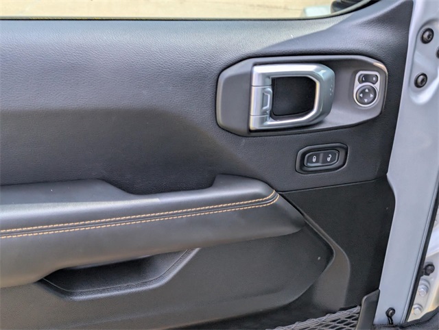 2024 Jeep Wrangler Sahara photo 9