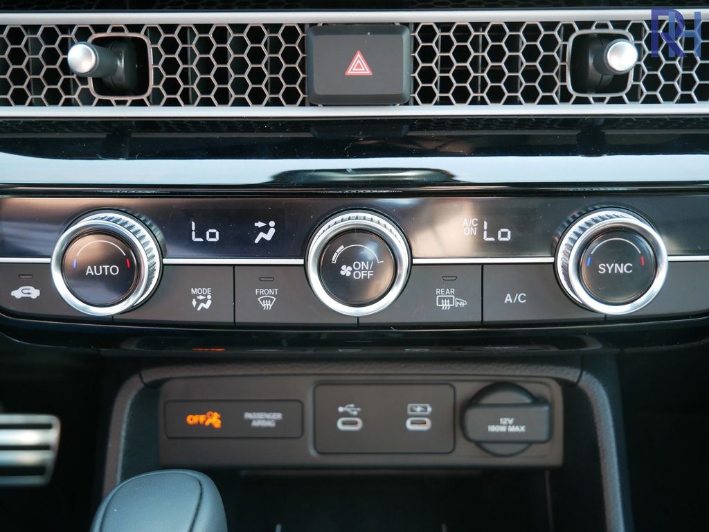 2025 Honda Civic Hatchback Hybrid Sport Touring photo 6