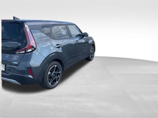 2024 Kia Soul EX photo 3