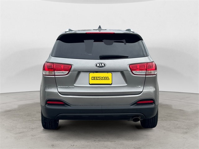 2016 Kia Sorento LX photo 4