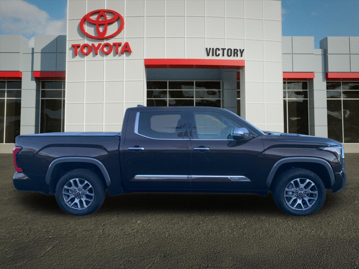 2023 Toyota Tundra 1794 Edition photo 2