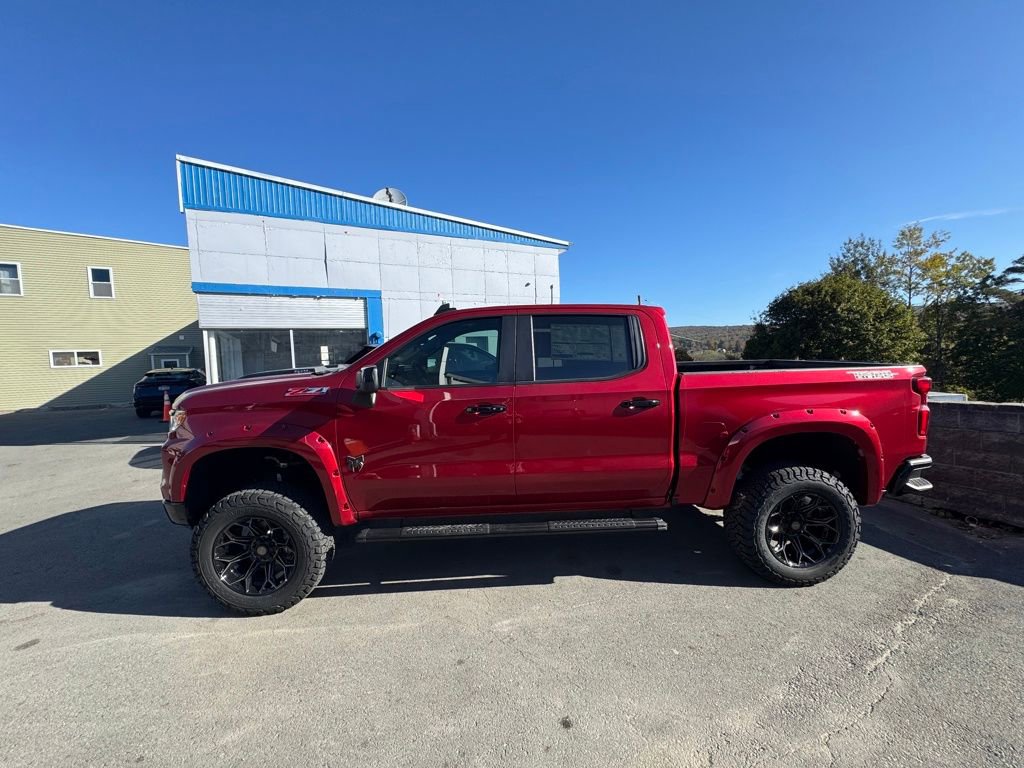 2025 Chevrolet Silverado 1500 LT Trail Boss photo 3
