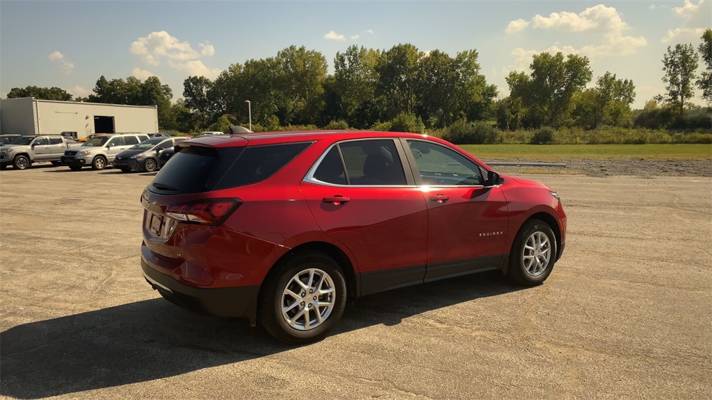 2022 Chevrolet Equinox LT photo 7