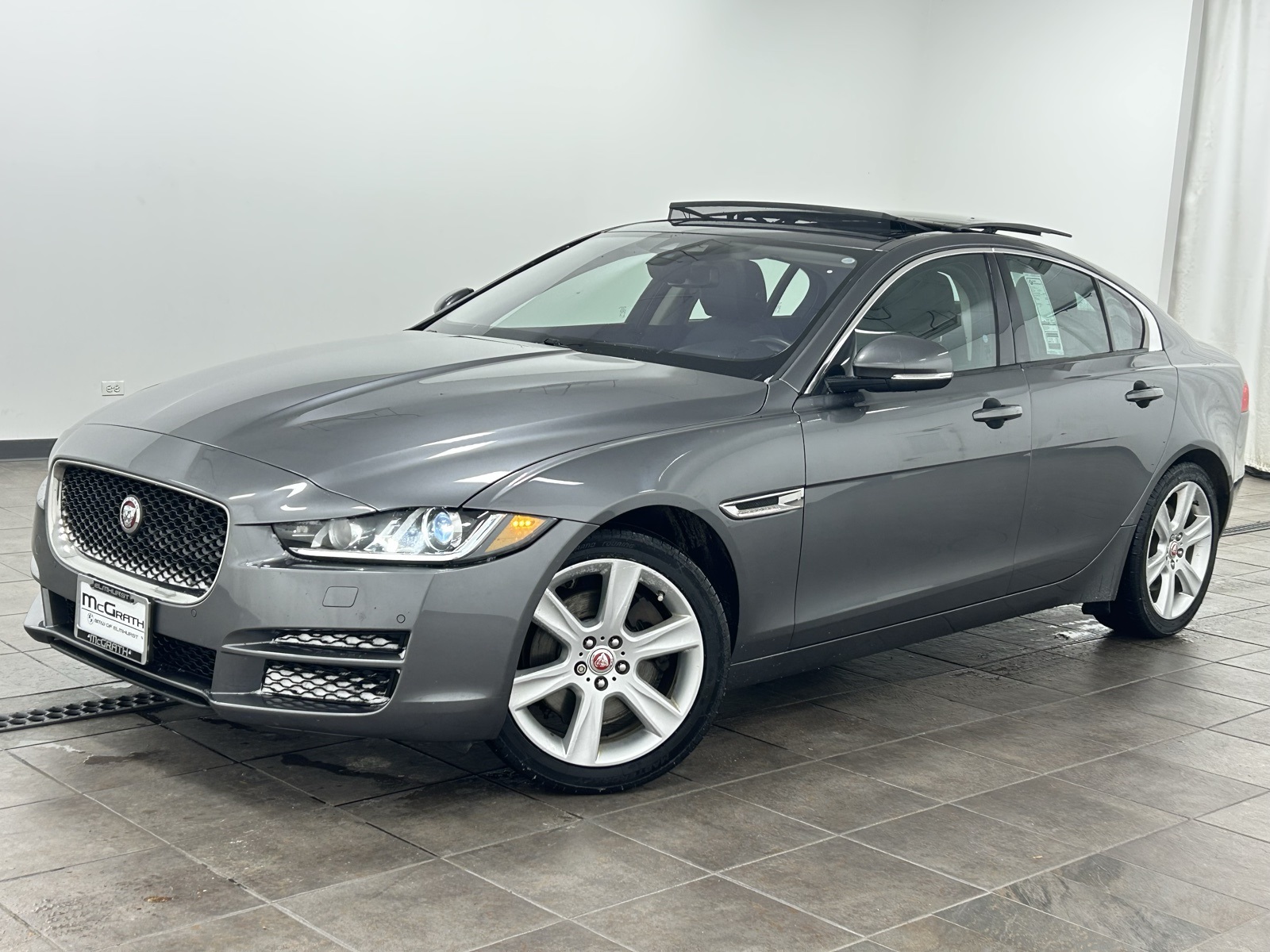 2018 Jaguar XE Premium