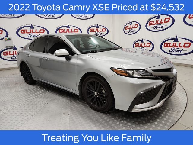 2022 Toyota Camry XSE's photo