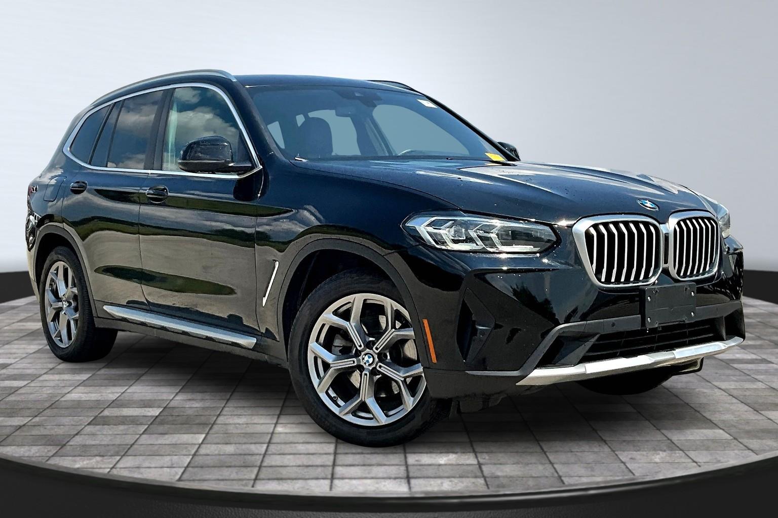 2023 BMW X3 30i's photo