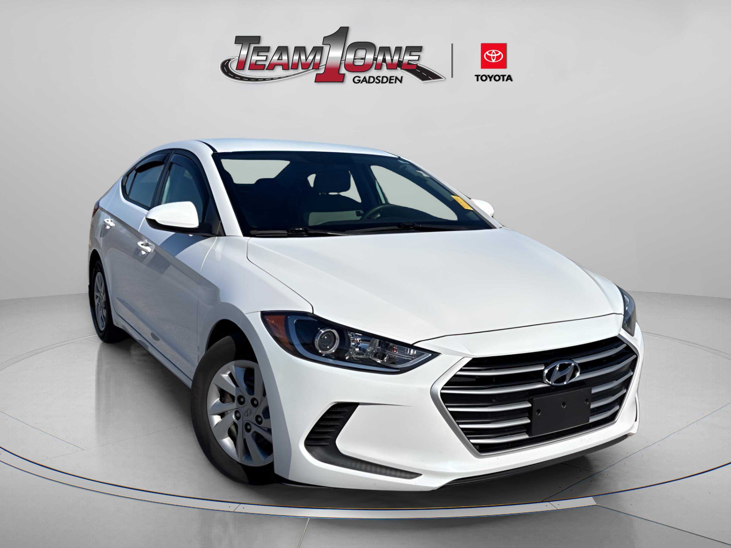 2017 Hyundai Elantra SE's photo