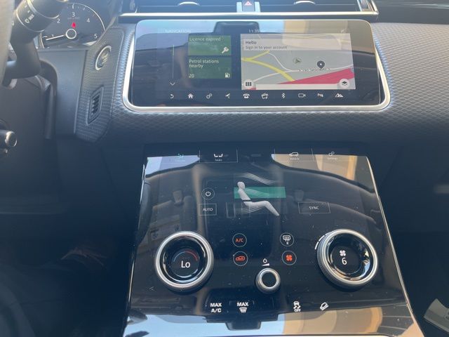 2018 Land Rover Range Rover Velar S photo 13