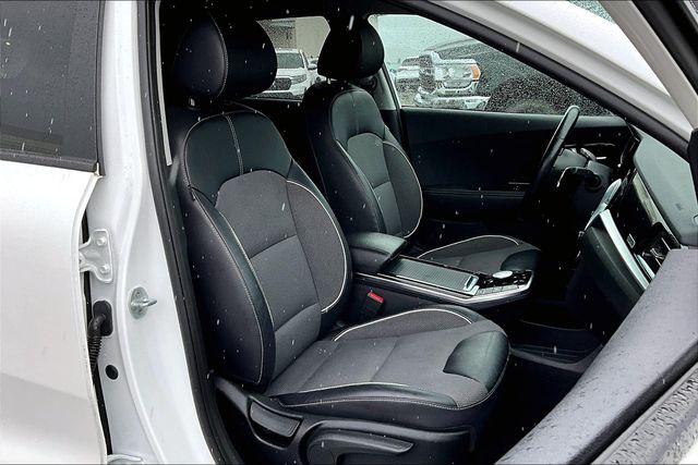 2022 Kia Niro EV EX photo 5