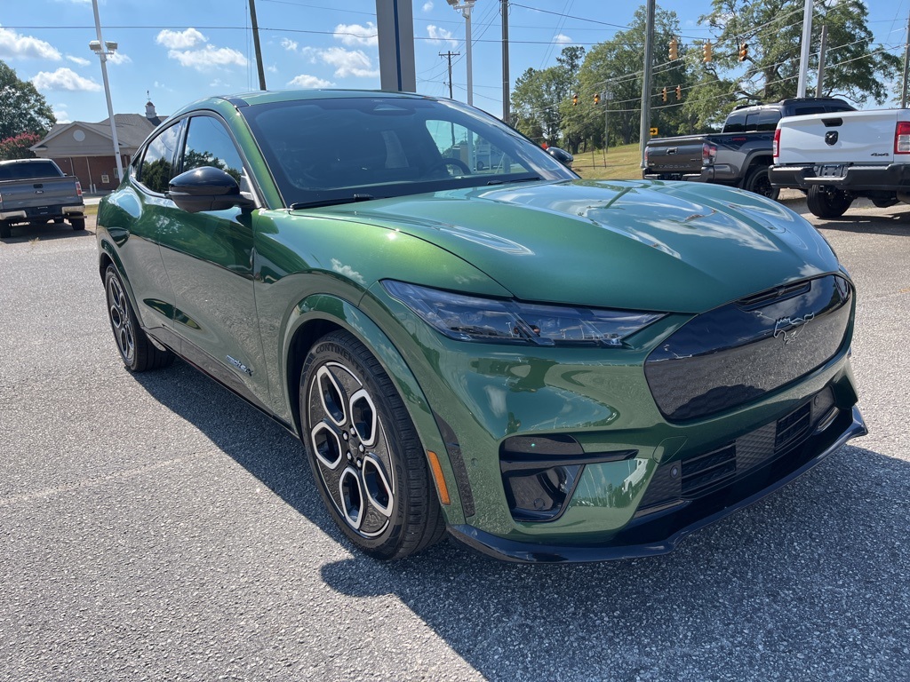2024 Ford Mustang Mach-E GT photo 3