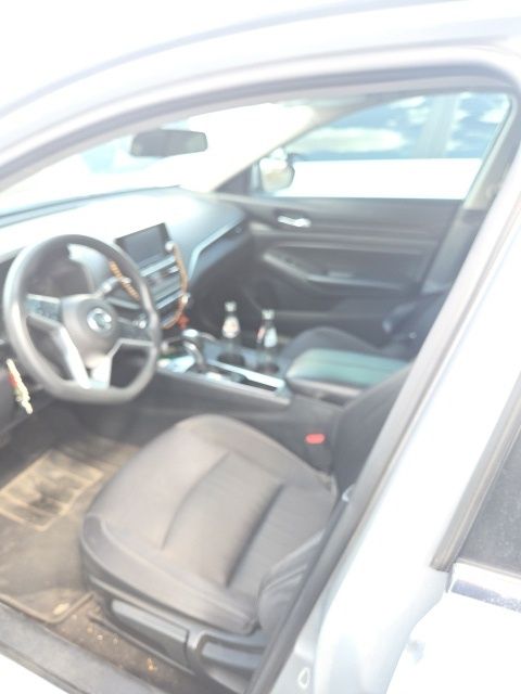 2021 Nissan Altima 2.5 S photo 4