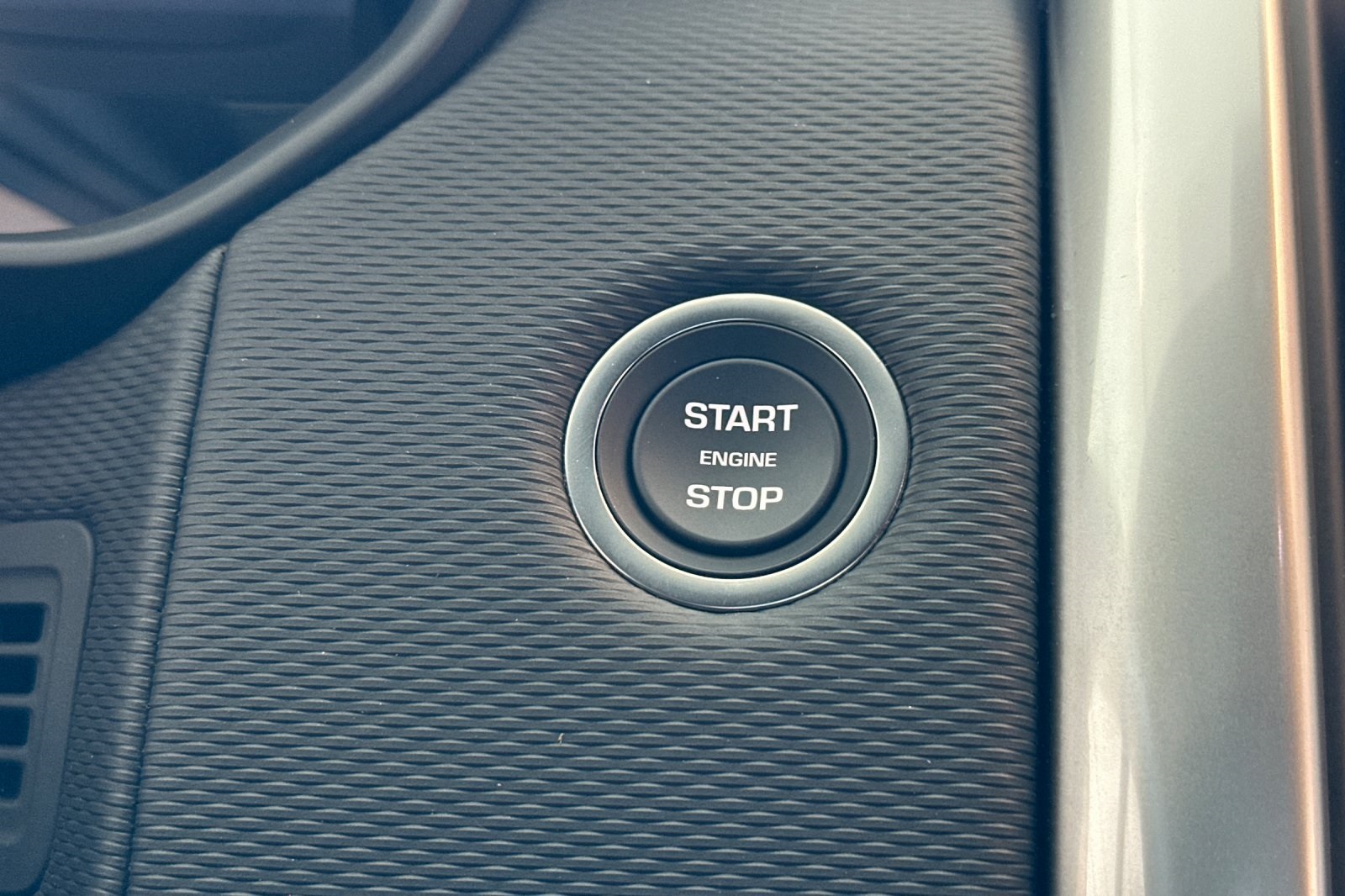 2025 Land Rover Discovery SE photo 26