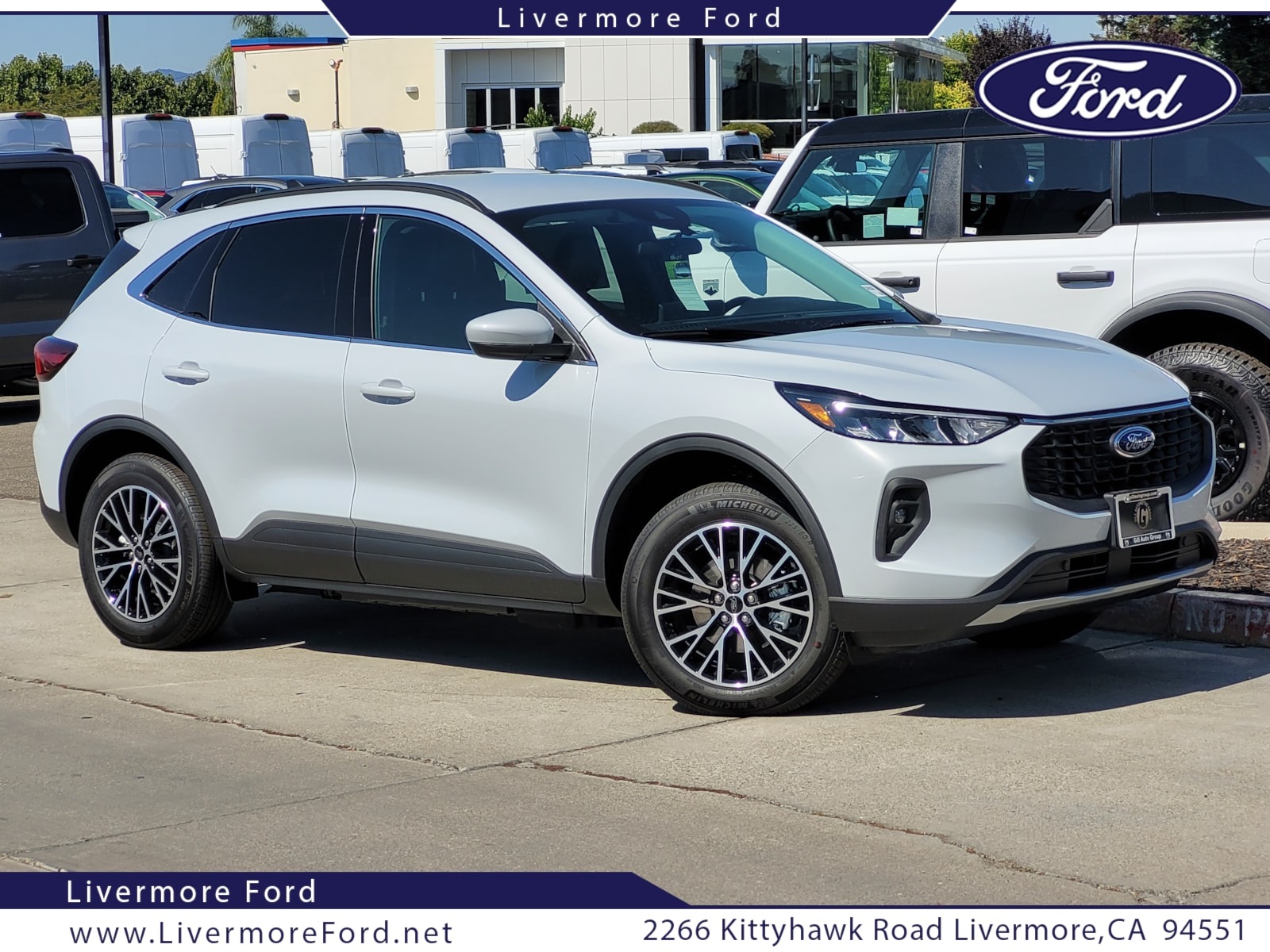 2025 Ford Escape PHEV's photo