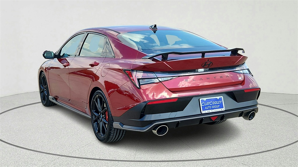 2025 Hyundai Elantra N Base photo 16